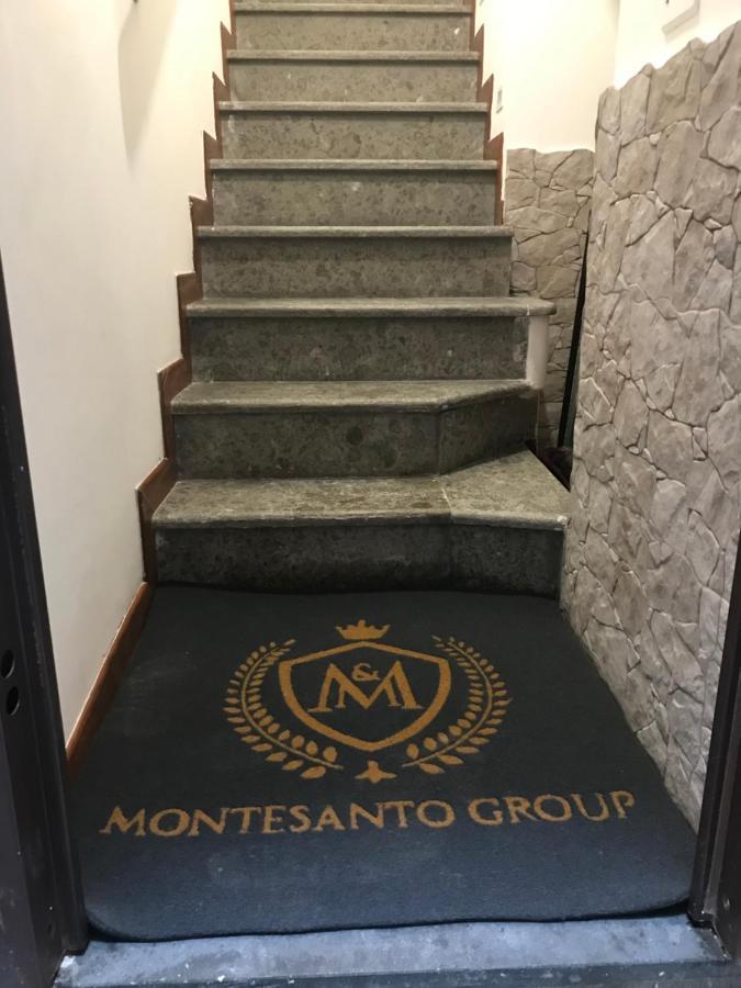 Montesantogroup Apartments Naples Luaran gambar